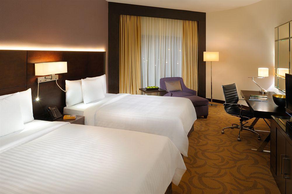 Courtyard By Marriott Riyadh Diplomatic Quarter Esterno foto